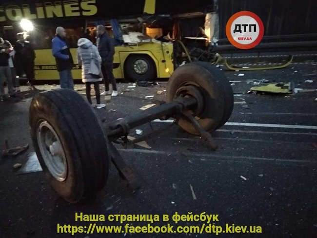 Eight Ukrainians injured in bus crash in Czech Republic 02