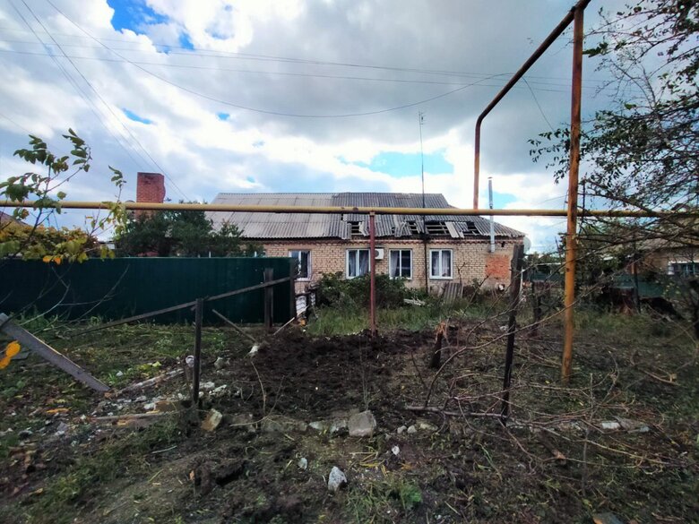 Росіяни за добу обстріляли 14 населених пунктів Донеччини. Зафіксовано 40 руйнувань будинків, школи, фільтрувальної станції 10