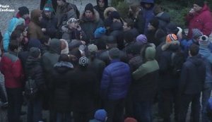 "Короче кидалово. Нае#али нас жестко": некоторым митингующим за отставку Кабмина под Радой не заплатили. ВИДЕО