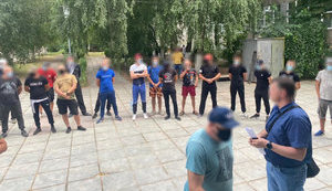 Налоговая милиция возобновила обыск на табачной фабрике в Желтых Водах (обновлено)
