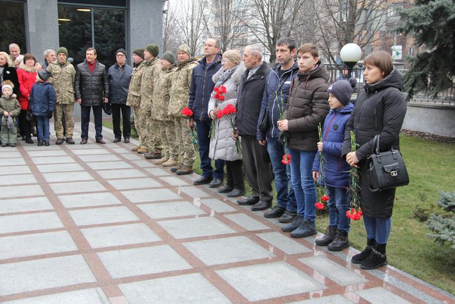 У Залі памяті Міноборони вшанували загиблих цього дня 15 захисників України 17