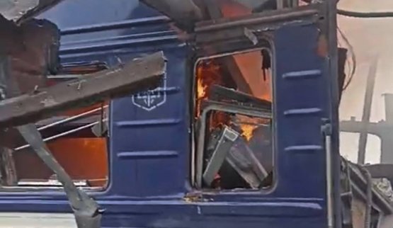 РФ ударила по поезду Шостка-Киев: есть раненые