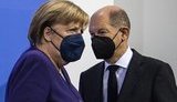 "Зрада" Меркель щодо України створює проблеми Шольцу, - Welt