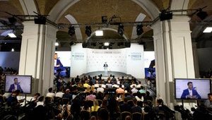 Гавань затоплених кораблів – як ідуть на вибори Гройсман і міністри