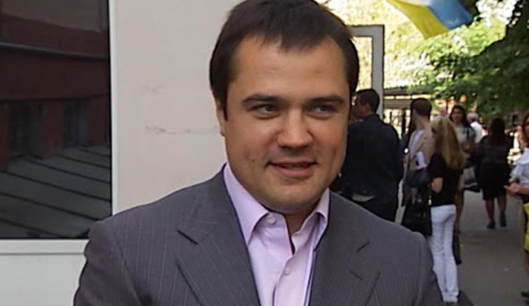 Полиция провела несколько десятков обысков по точкам "смотрящего" за Киевом Комарницкого, - Бигус