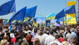 Ukrainians Celebrate Visa-Free Travel To EU