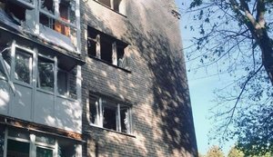 Рашисти атакують дронами Краматорськ: під ударом школа та багатоповерхівки. ФОТО