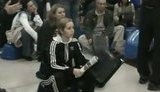 Пассажирский бунт в Шереметьево: "Людей успокаивают бойцы ОМОНа". ВИДЕО.