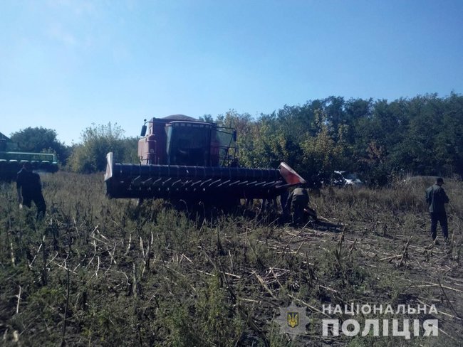 Полиция пресекла попытку рейдерского захвата поля одного из агропредприятий на Кировоградщине, задержано 27 человек 05