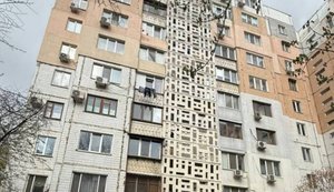 Збитки на ремонті будинку після обстрілу в Одесі: посадовиці міськради оголошено підозру