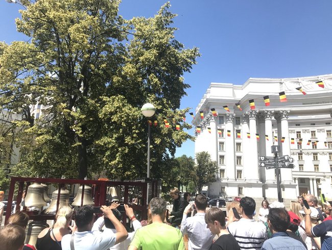 Бельгийскую аллею открыли в центре Киева 04