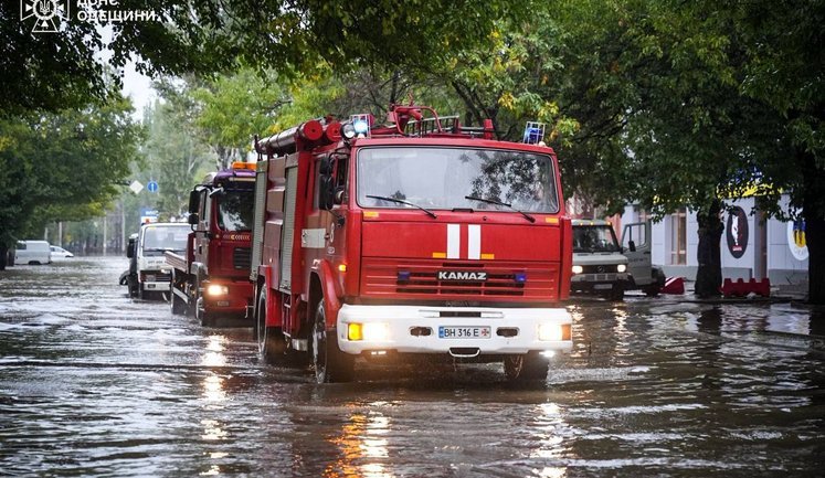 Search operations have been completed in Odesa after natural disaster: over 380 people rescued, and 10 died. PHOTOS