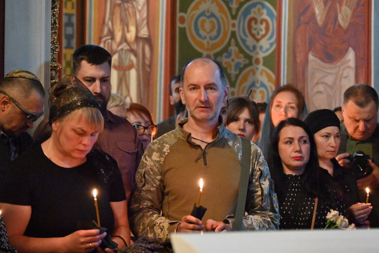 У Києві попрощалися із військовим фотографом Арсеном Федосенком