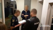 Нацполіція проводить масштабні обшуки у посадовців ВЛК
