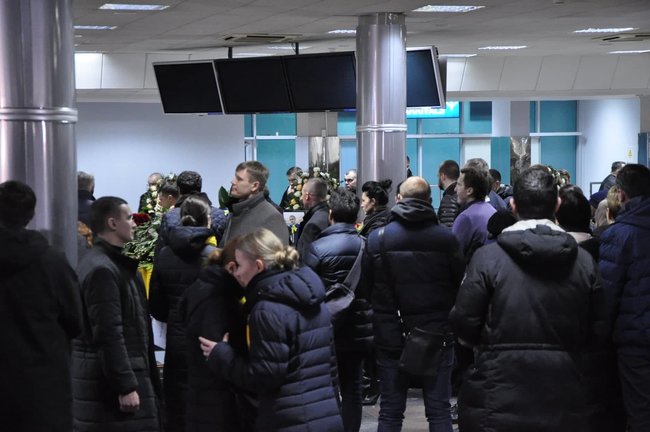 Прощання із загиблими в авіакатастрофі в Тегерані українцями триватиме до 19:00 02