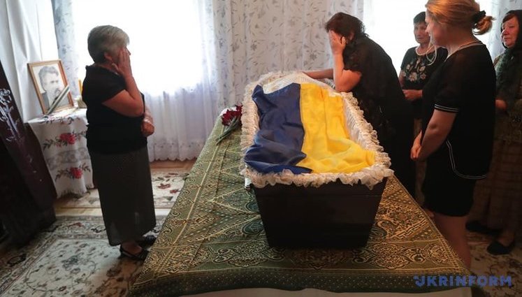 Farewell ceremony for Ukraine’s national hero Levko Lukianenko held in Kyiv’s larger area. PHOTOS