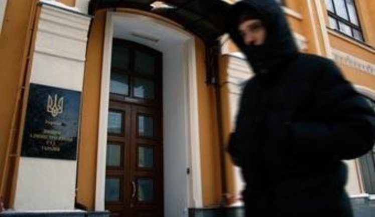 Майдан разгонят? Суд запретил акции протеста