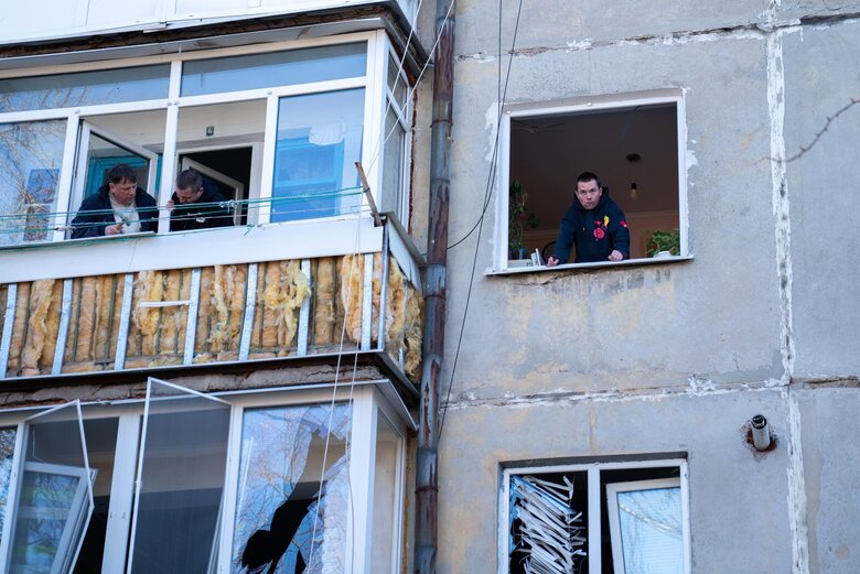 У Кропивницькому відновлюють пошкоджені після атаки 20 березня будинки