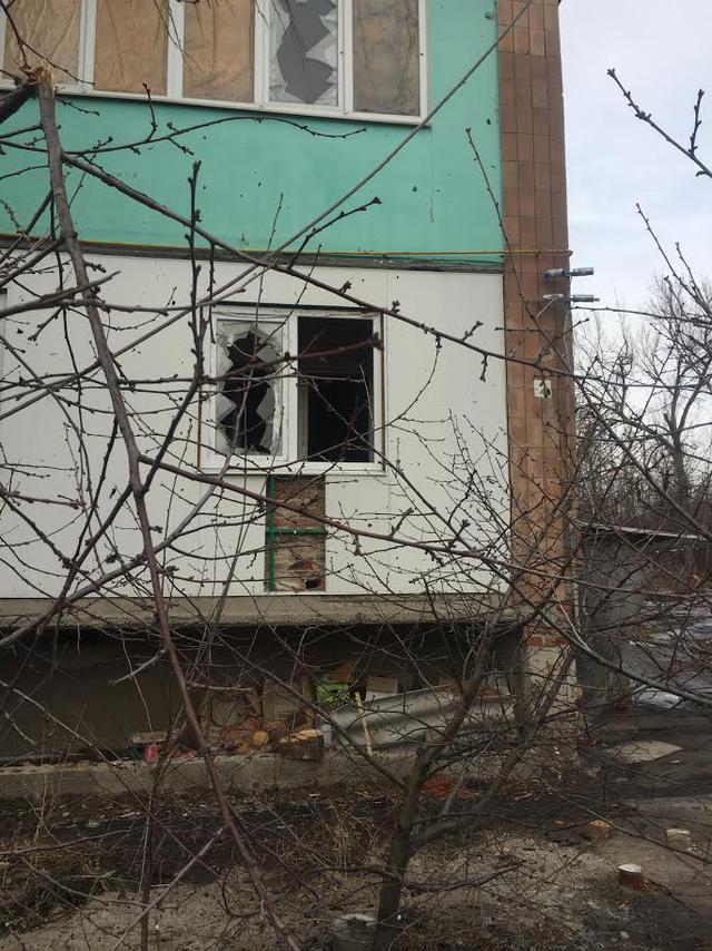 Життя під російськими Градами. Як ЗСУ допомагають жителям Опитного і Водяного 11