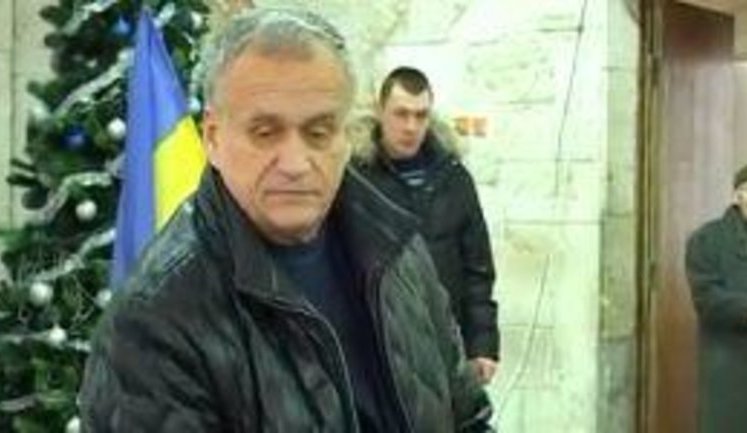 "Регионал" Сухой пишет заявление о выходе из фракции Партии регионов. ВИДЕО