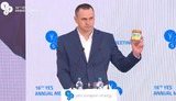Раздражал надзирателей в тюрьме РФ желто-голубыми ленточками, - Сенцов выступил на форуме YES в Киеве. ВИДЕО+ПОЛНЫЙ ТЕКСТ (обновлено)