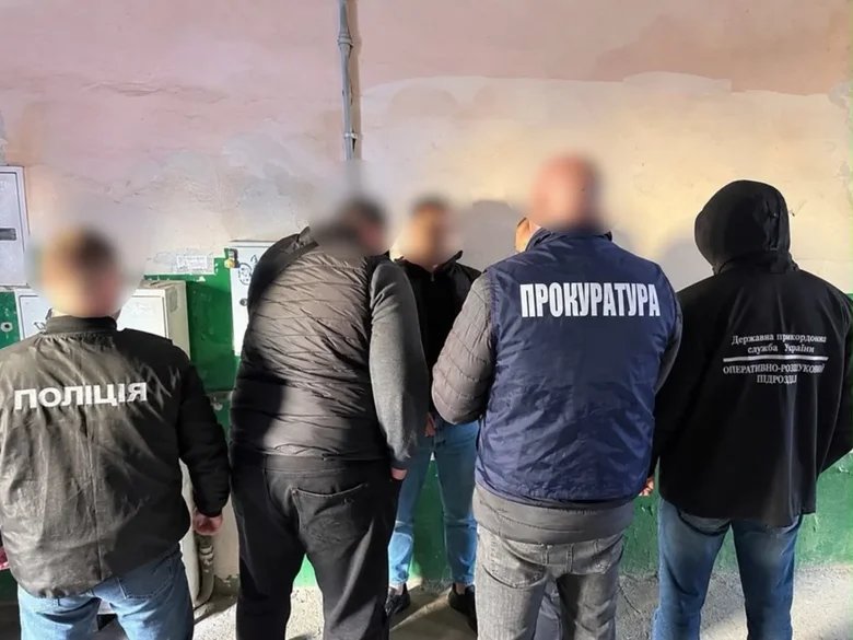 На Львівщині викрили схему переправлення ухилянтів за $7000