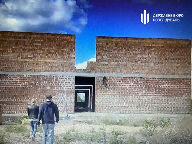 Экс-начальник Восточного территориального КЭУ ВСУ подозревается в растрате 11 млн грн при строительстве казарм в Мариуполе, - ГБР 04