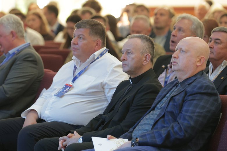 консерваторы