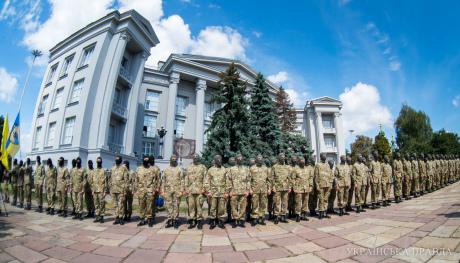 азов