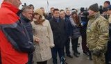 Глави МЗС України, Данії та Чехії побували в пункті пропуску "Гнутове" і ознайомилися з ситуацією в гуманітарних коридорах, - штаб ООС. ФОТО