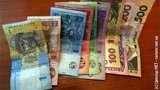 Украинцев среди жизненных проблем больше всего беспокоят рост цен и низкие зарплаты