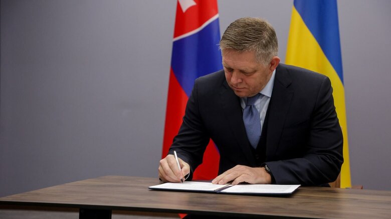 Прем'єр-міністри Роберт Фіцо та Денис Шмигаль підписали заяву про відносини Словаччини та України