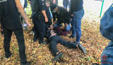 Титушки напали на мэра Днепра Филатова после приезда камеры телеканала Коломойского. ВИДЕО