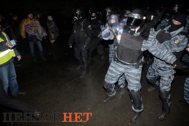 суд 