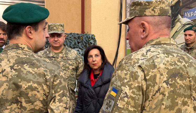 Глава Міноборони Іспанії Роблес прибула з робочим візитом до Києва. ФОТОрепортаж