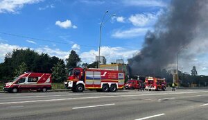 У Дніпровському районі Києва горить АЗС, відомо про 3 постраждалих, - Кличко (оновлено). ВІДЕО+ФОТО