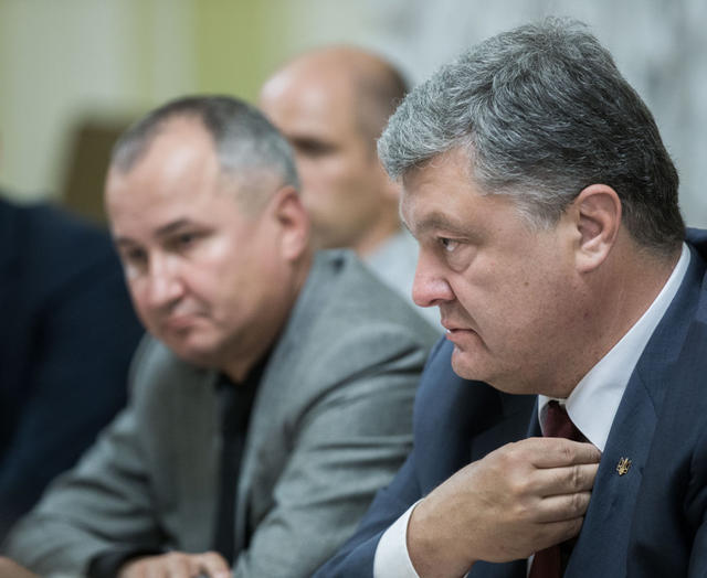 семья плен матери