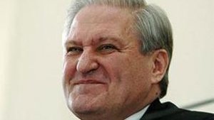Янукович уволил вице-премьера Тихонова