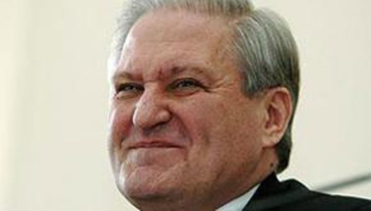 Янукович уволил вице-премьера Тихонова