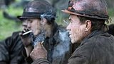 На енакиевской шахте спасатели подняли на поверхность еще 9 горняков