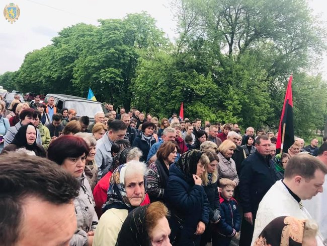 З воїном 24-ї ОМБр Володимиром Куциком, який загинув у зоні ООС, попрощалися на Львівщині 03 З воїном 24-ї ОМБр Володимиром Куциком, який загинув у зоні ООС, попрощалися на Львівщині 03