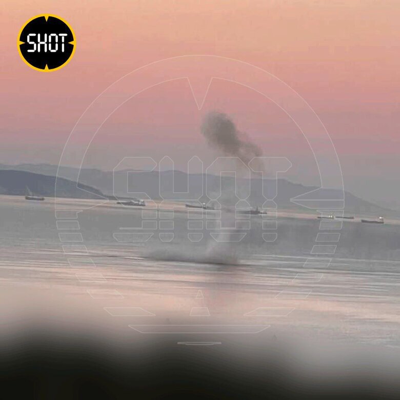 В Новороссийске раздаются взрывы, вероятно, это атака морских дронов, - росСМИ 10