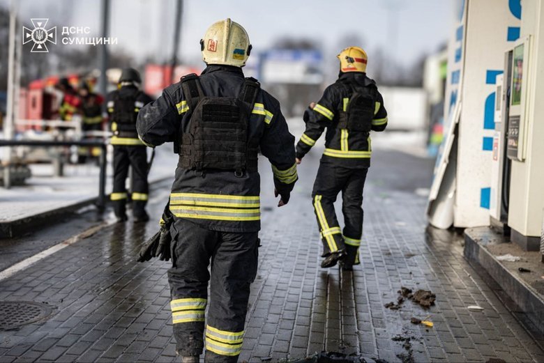 Удар РФ по АЗС у Сумах