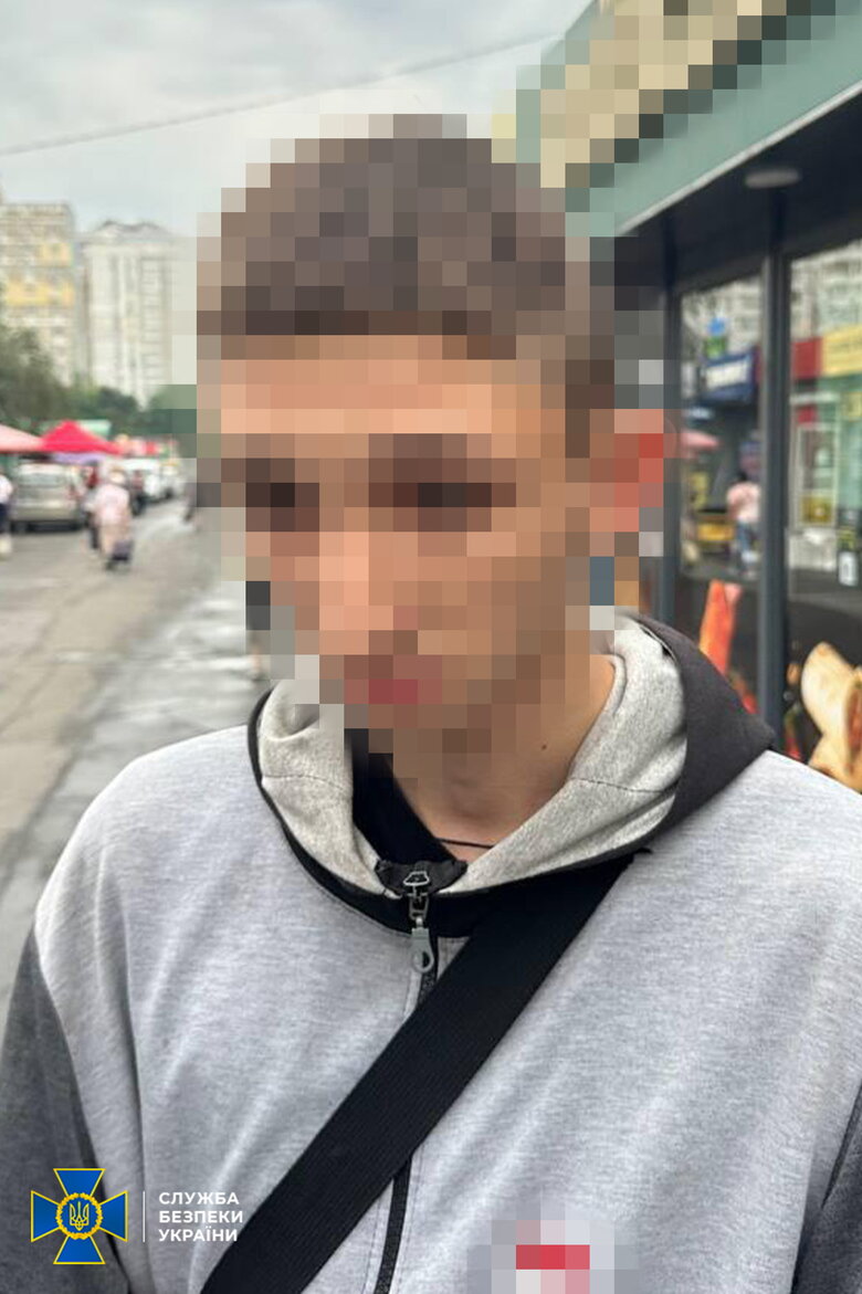 СБУ та Нацполіція затримали трьох підпалювачів авто ЗСУ на Київщині