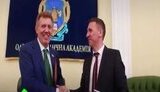 Глава ГБР Труба договорился сотрудничать с юракадемией экс-регионала Кивалова. ВИДЕО+ФОТО