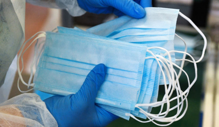 Aircraft with protective equipment for doctors arrives in Ukraine from China