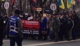 На марш у центрі Києва зібралося близько 2,5 тис. осіб, правопорядок забезпечують 1,2 тис. правоохоронців, - МВС (оновлено)