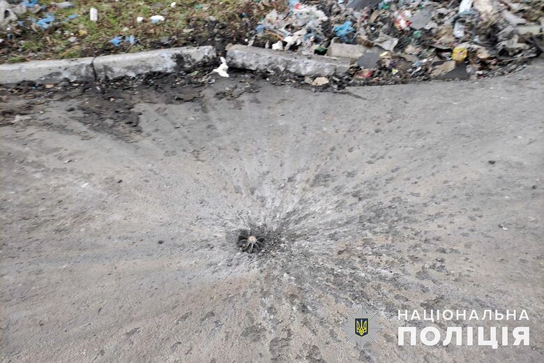Russian soldiers hit Bakhmut with artillery, two women were killed, police said 02