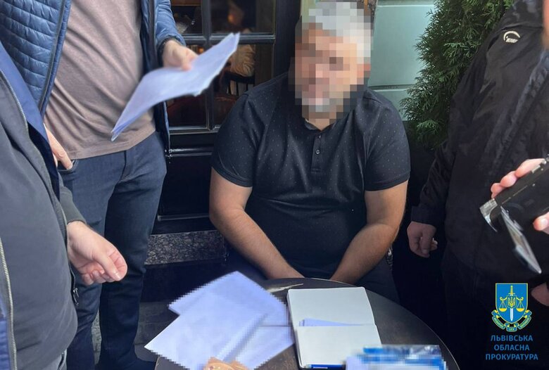затримано чиновника Мін’юсту