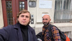 Ткач про дії поліції у Відні: "Нас затримували як терористів, стали коліном на шию". ВIДЕО